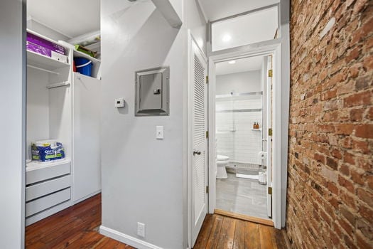 45-web-or-mls-111 E 13th St-45