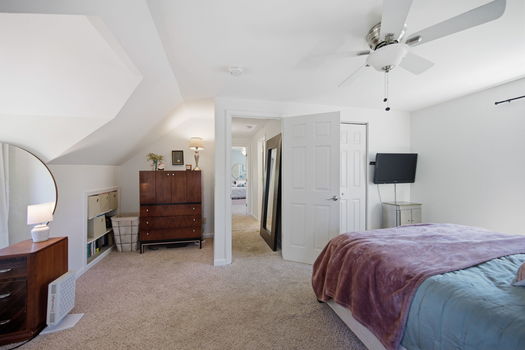 45-web-or-mls-7905 Mapleleaf Dr-45