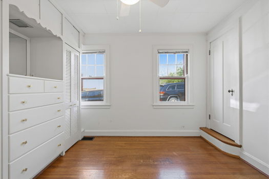 46-web-or-mls-2506 Moundview Dr (46 of 57)