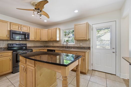 47-web-or-mls-127 Covert Run Pike (47 of 82)