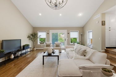 47-web-or-mls-7430 S Timberlane Dr (47 of 67)