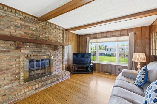 48-web-or-mls-8046 Blairhouse Dr-48