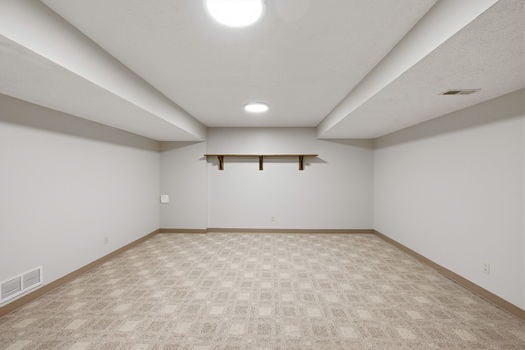 49-web-or-mls-2739 Queenswood Dr-49