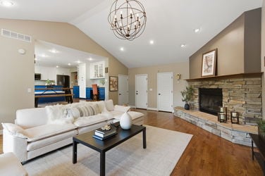 49-web-or-mls-7430 S Timberlane Dr (49 of 67)