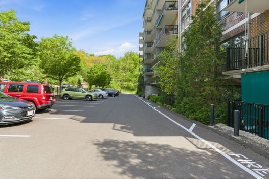 5-web-or-mls-1815 William Howard Taft Rd 502-5