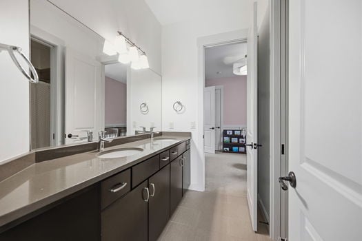 51-web-or-mls-452 Strafer St-51