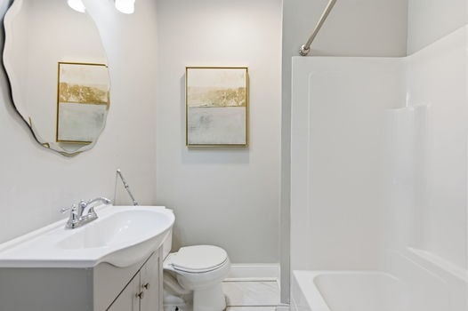 51-web-or-mls-8343 Miami Ave-52