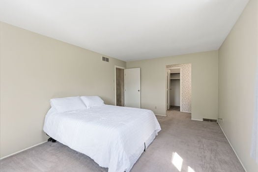 55-web-or-mls-8046 Blairhouse Dr-55