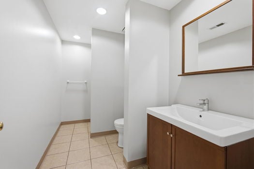 56-web-or-mls-2739 Queenswood Dr-56