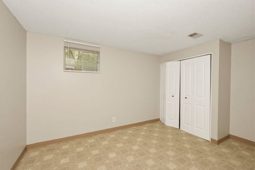 57-web-or-mls-2739 Queenswood Dr-57