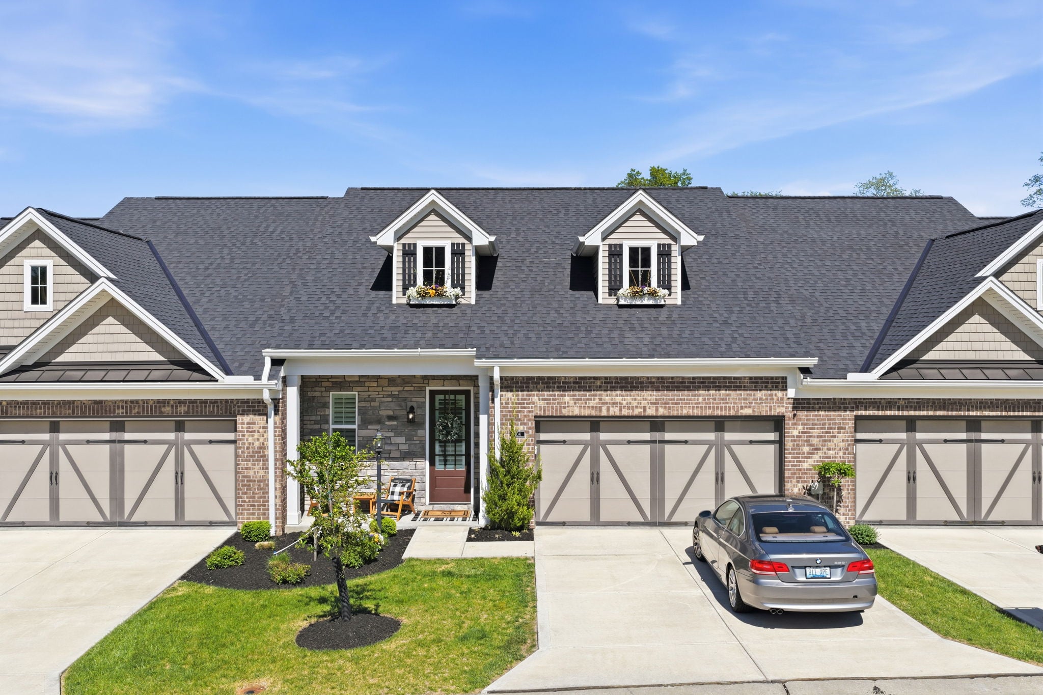 6-web-or-mls-104 S Pinnacle Dr-6