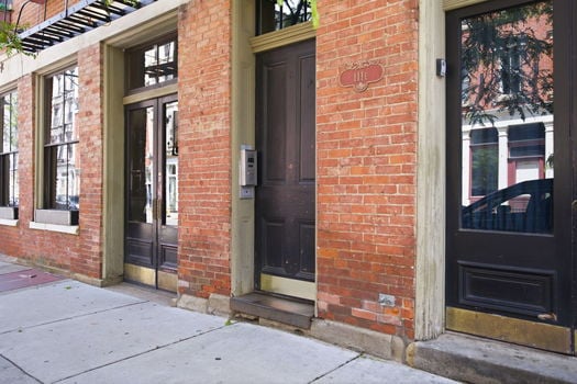 6-web-or-mls-111 E 13th St-6