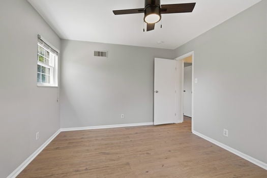 60-web-or-mls-127 Covert Run Pike (60 of 82)