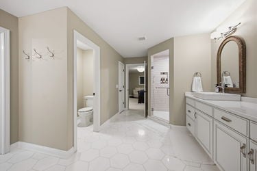 61-web-or-mls-3266 Harborside Dr-61