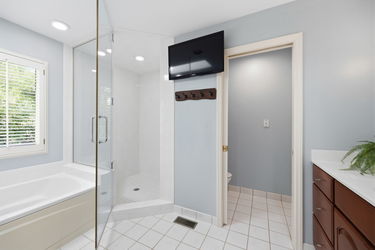 61-web-or-mls-4108 Ashley Oaks Dr-61