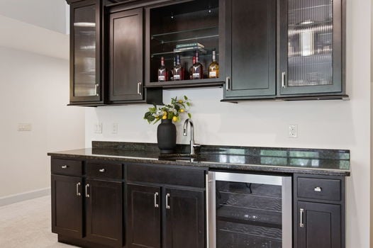 64-web-or-mls-452 Strafer St-64