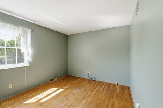 64-web-or-mls-8046 Blairhouse Dr-64