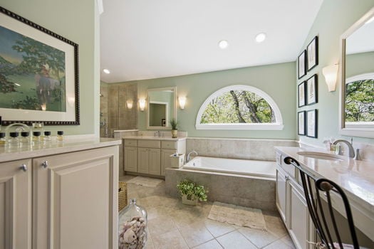 65-web-or-mls-3154 Hawkslanding Dr-65