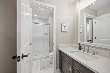 67-web-or-mls-3266 Harborside Dr-67