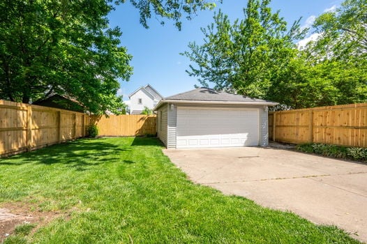 8-web-or-mls-2846 Markbreit Ave-8