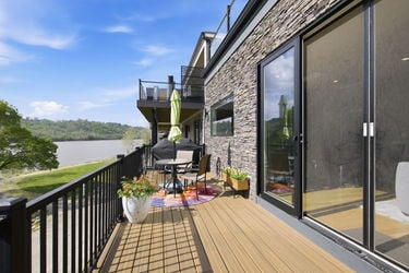 8-web-or-mls-5765 Sanctuary Pl (8 of 83)