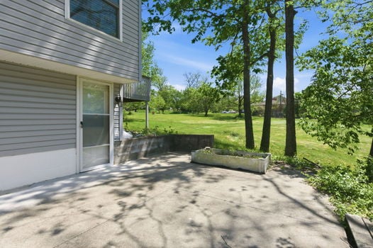 8-web-or-mls-8343 Miami Ave-8