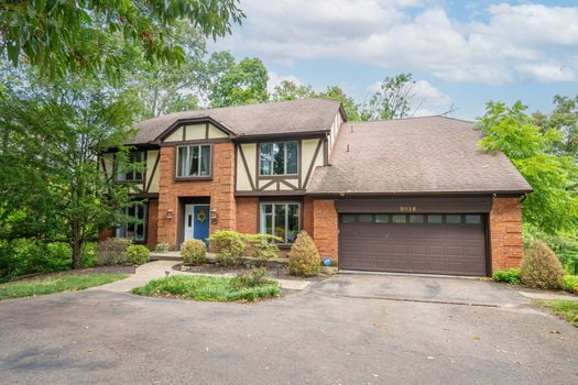 8-web-or-mls-9018 Winthrop Dr (5 of 21)