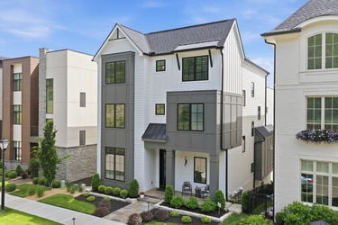 10-web-or-mls-2963 Walworth Ave-10