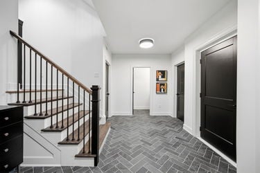 126-web-or-mls-2963 Walworth Ave-126