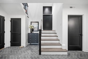 127-web-or-mls-2963 Walworth Ave-127
