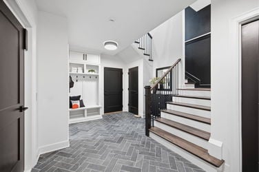 128-web-or-mls-2963 Walworth Ave-128