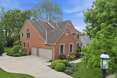 13-web-or-mls-5564 Oak View Dr-13