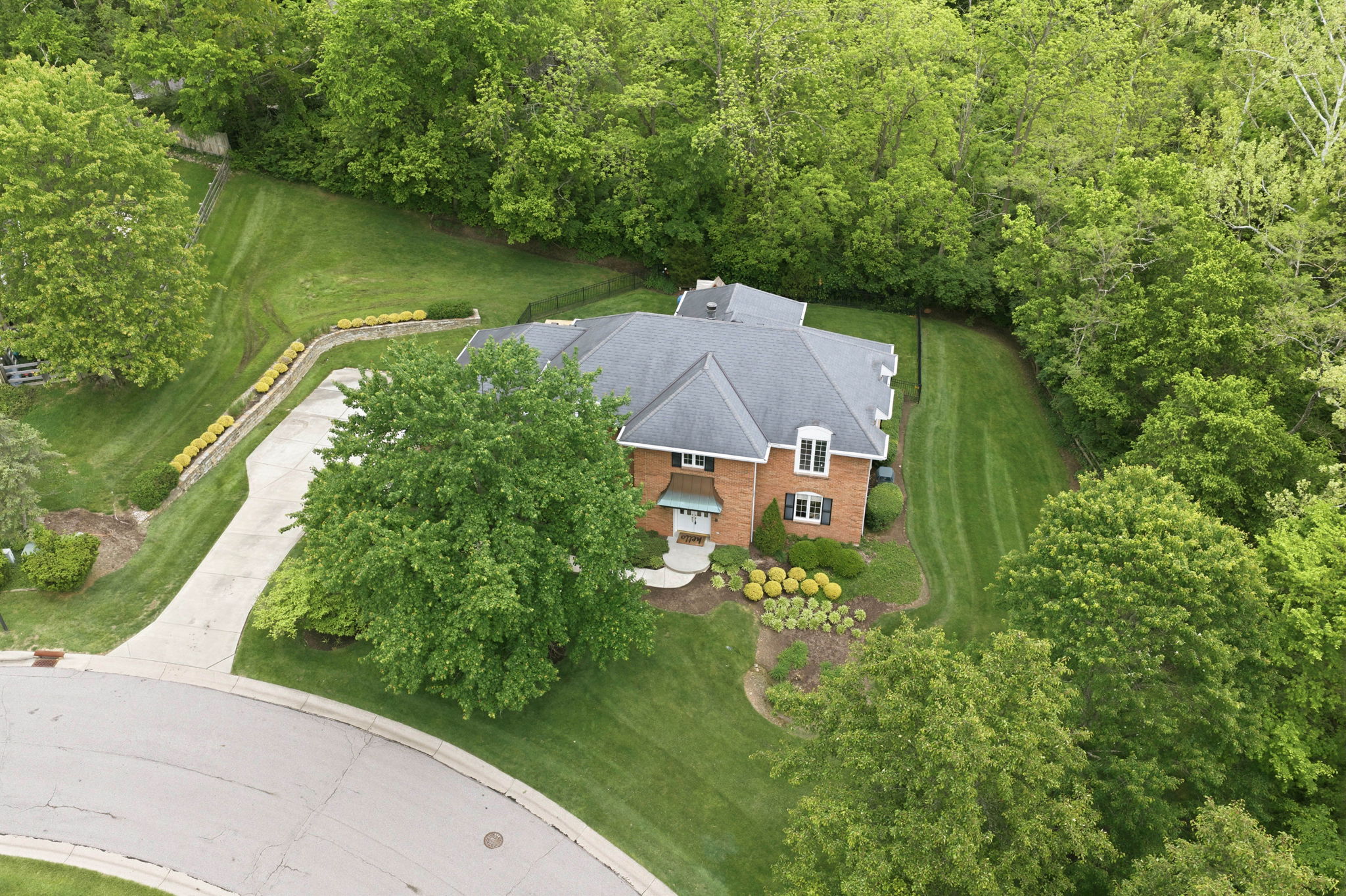 13-web-or-mls-9486 Oakhurst Ct-13