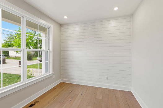 15-web-or-mls-4736 Alpine Ave-15
