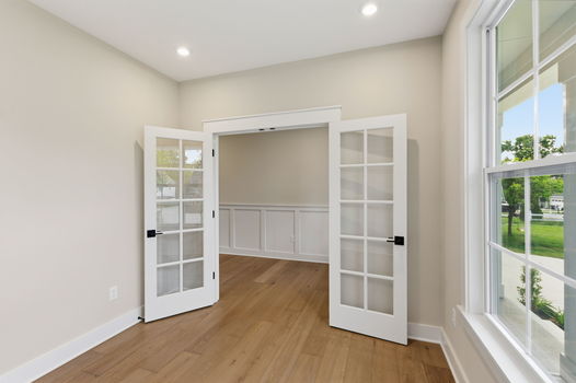 16-web-or-mls-4736 Alpine Ave-16