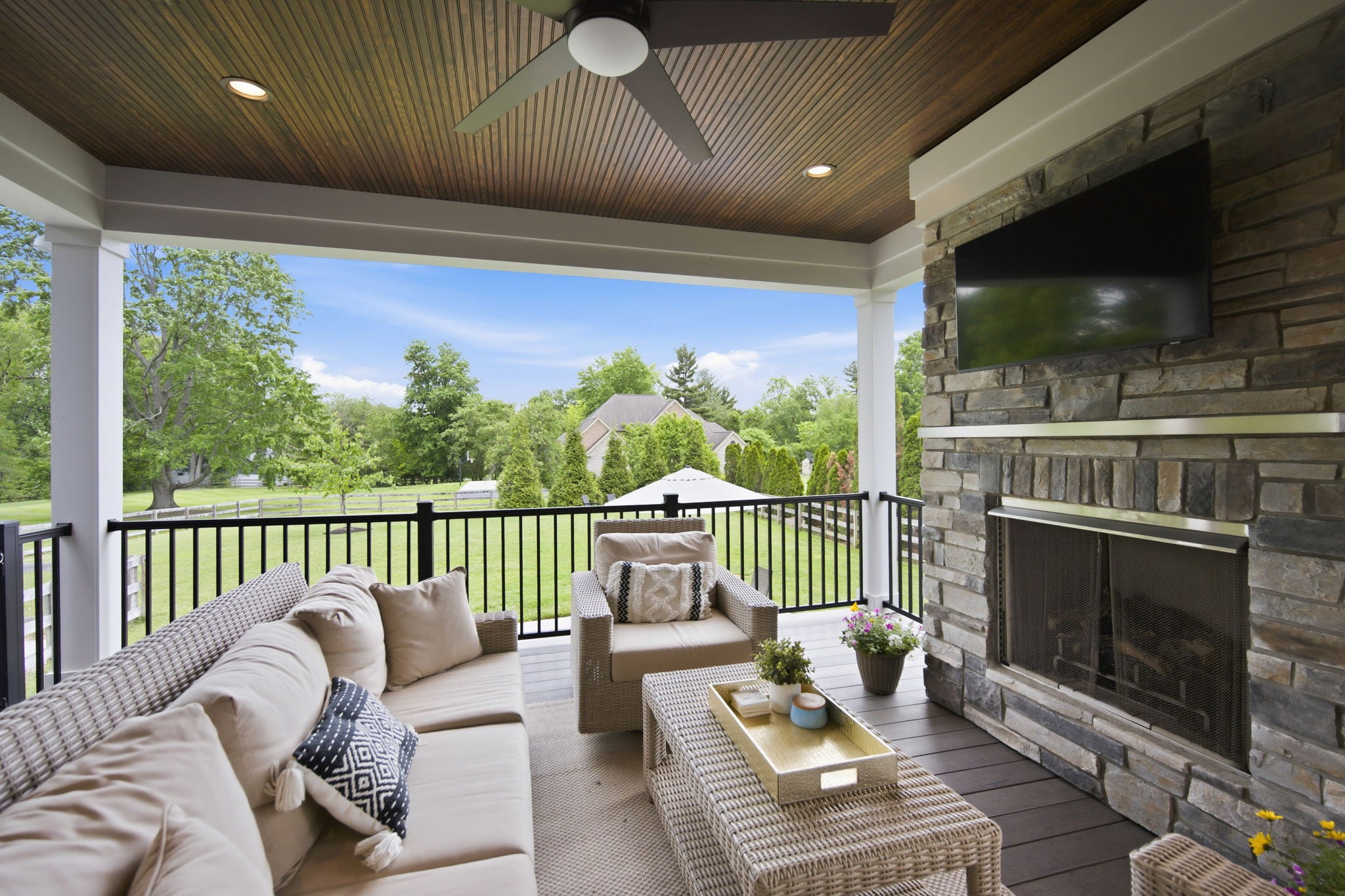 17-web-or-mls-9932 Zig Zag Rd-17