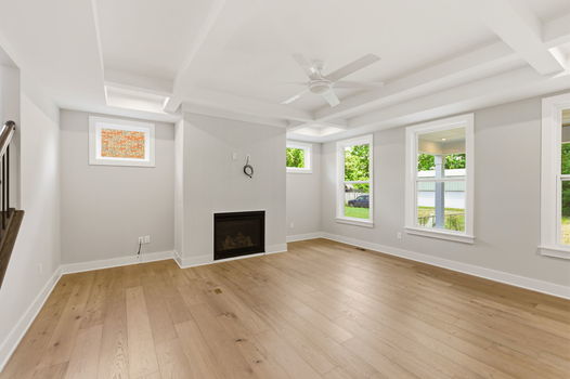 18-web-or-mls-4736 Alpine Ave-18