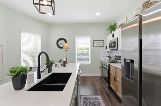 21-web-or-mls-2006 Clarion Ave-21