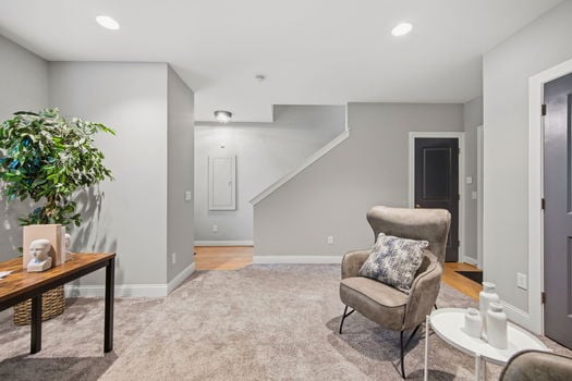 21-web-or-mls-3118 Woodburn Ave-21