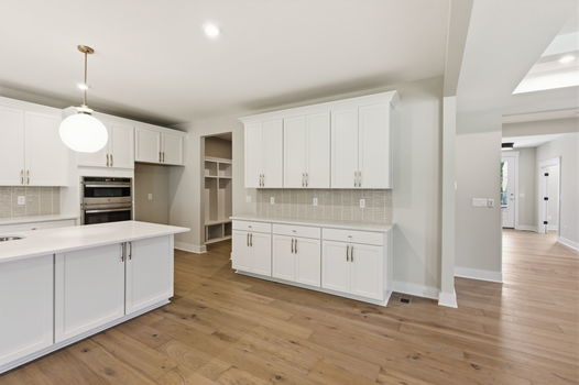 22-web-or-mls-4736 Alpine Ave-22