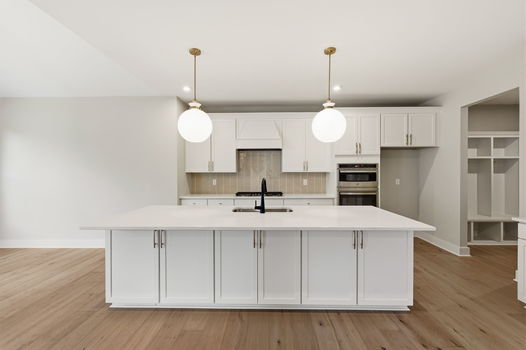 23-web-or-mls-4736 Alpine Ave-23