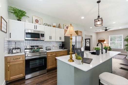 24-web-or-mls-2006 Clarion Ave-24