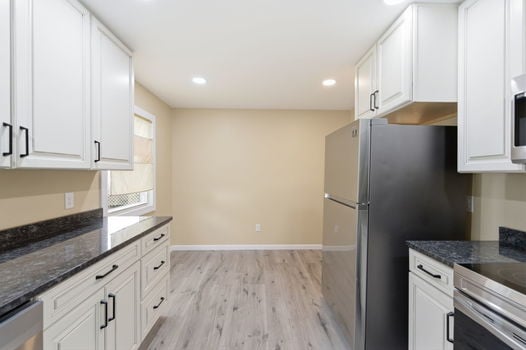 26-web-or-mls-1290 Main St-26