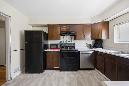 27-web-or-mls-2400 Homestead Pl-27