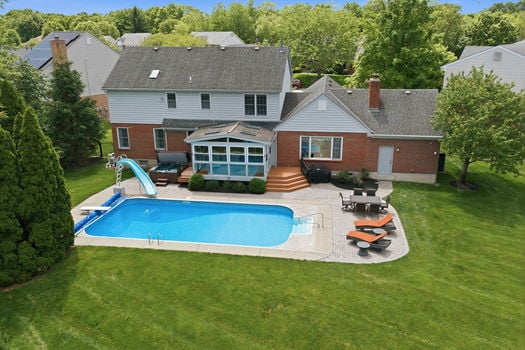 27-web-or-mls-7220 Rolling Meadows Dr-27