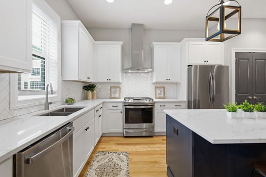 29-web-or-mls-3118 Woodburn Ave-29