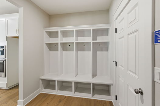 30-web-or-mls-4736 Alpine Ave-30