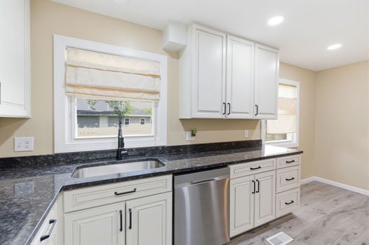 31-web-or-mls-1290 Main St-31