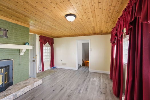 33-web-or-mls-1290 Main St-33