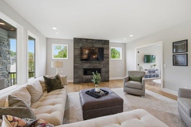 34-web-or-mls-9932 Zig Zag Rd-34